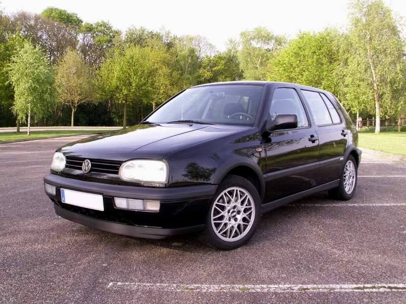 http://www.forumpassat.fr/uploads/132_golf_iii_gti-edition_16v_1.jpg