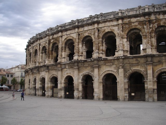 http://www.forumpassat.fr/uploads/1399_arles_nimes_029.jpg