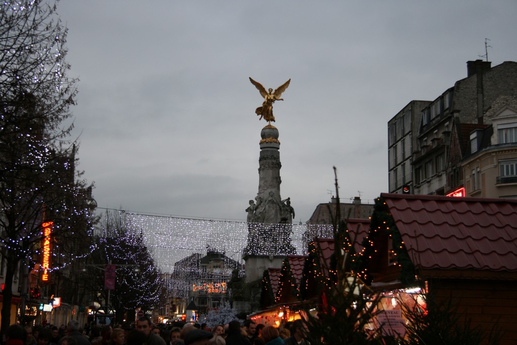 http://www.forumpassat.fr/uploads/20_reims_-_marche_de_noel_-_6_decembre_2008_023.jpg